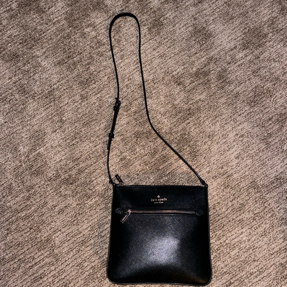 Black Kate Spade Cross Body Excellent Condition